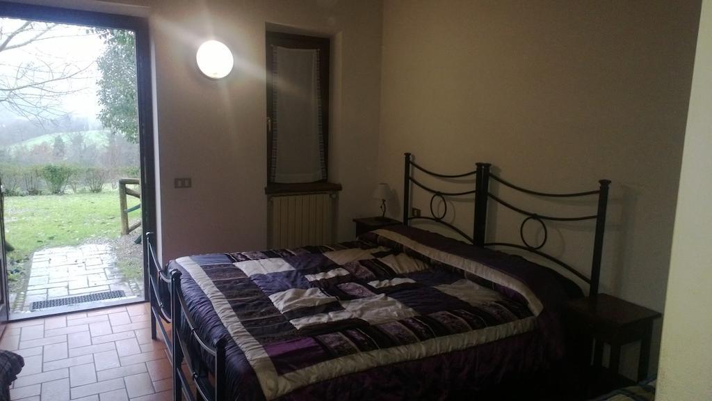 Agriturismo Pomonte Orvieto Bilik gambar